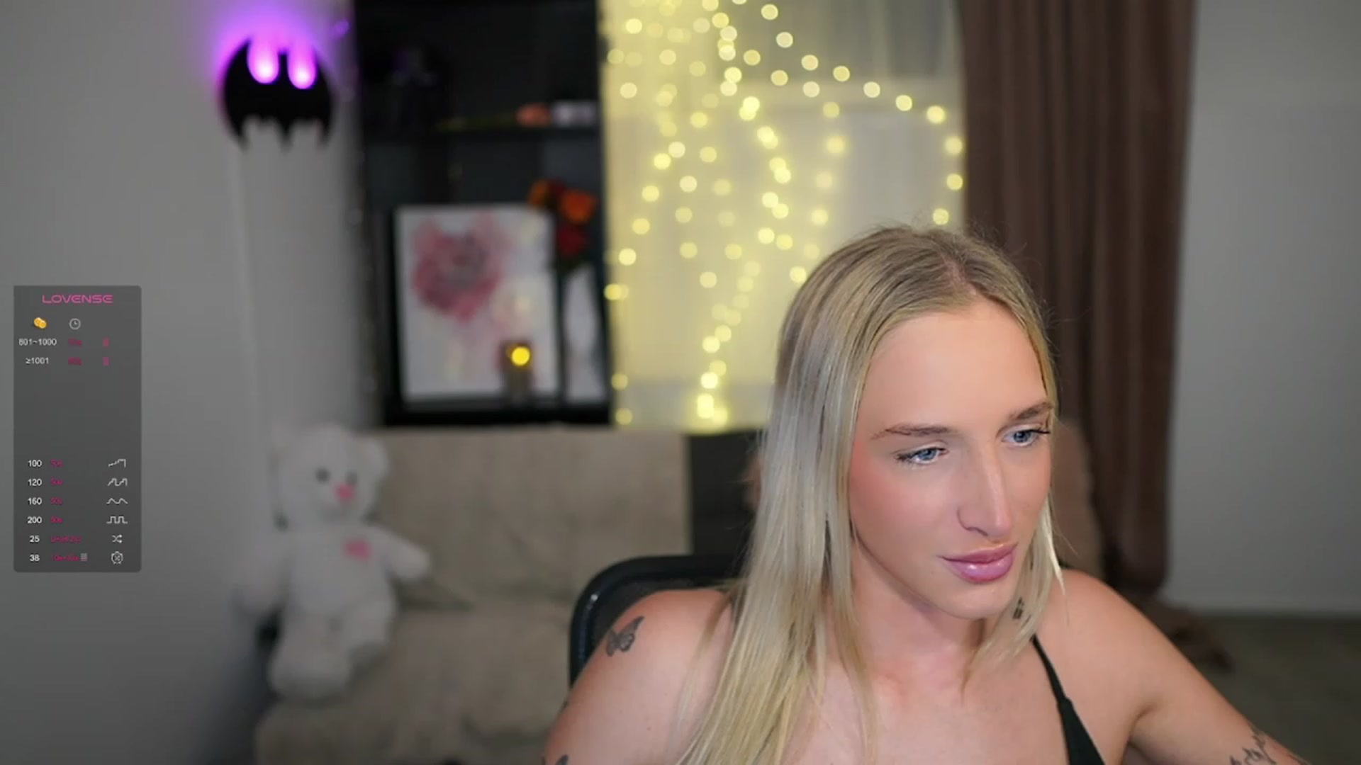 Gallery image thumbnail from NicoletteShea's myfreecams stream on, 01/17/2024, 15:13 image 9 of 20