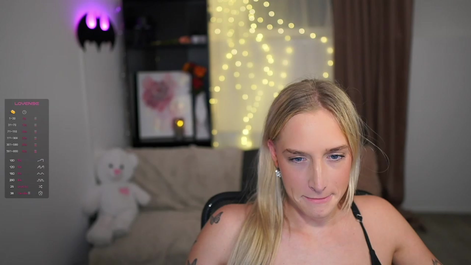 Gallery image thumbnail from NicoletteShea's myfreecams stream on, 01/17/2024, 19:02 image 13 of 20