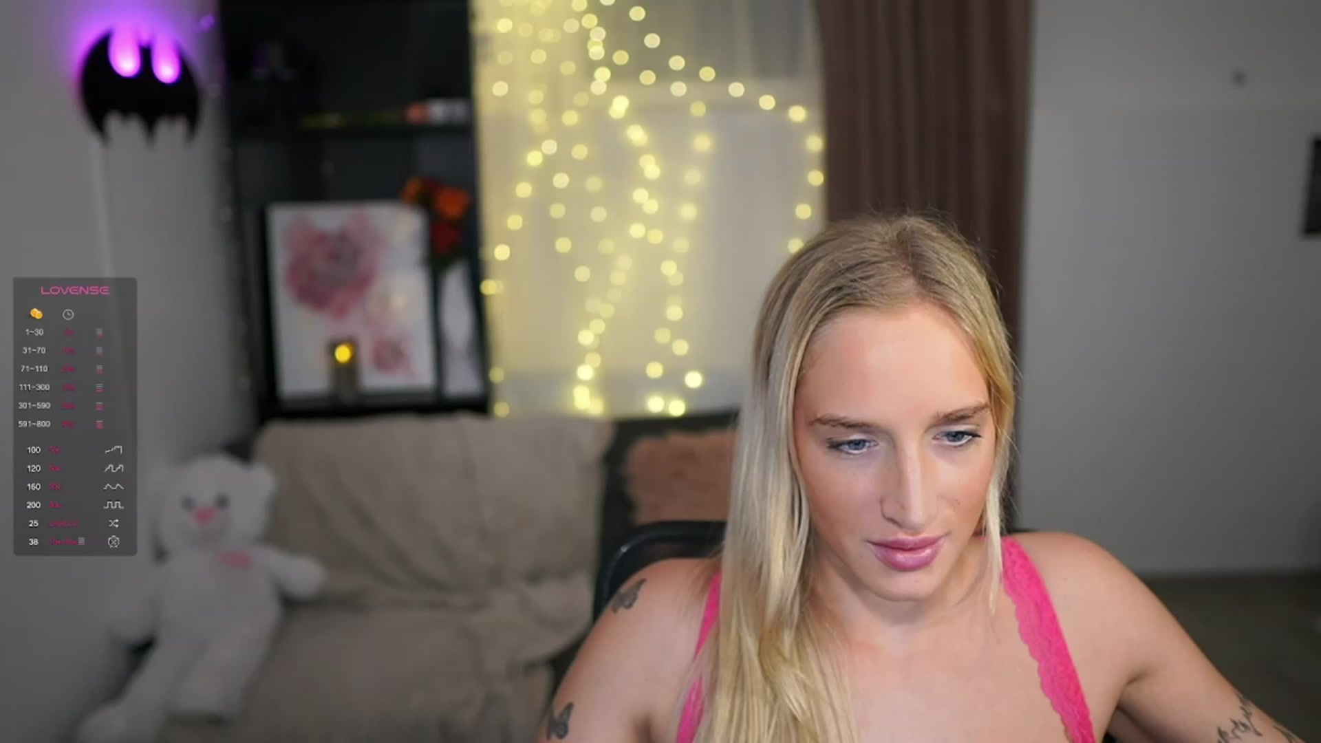 Gallery image thumbnail from NicoletteShea's myfreecams stream on, 01/18/2024, 19:06 image 12 of 20