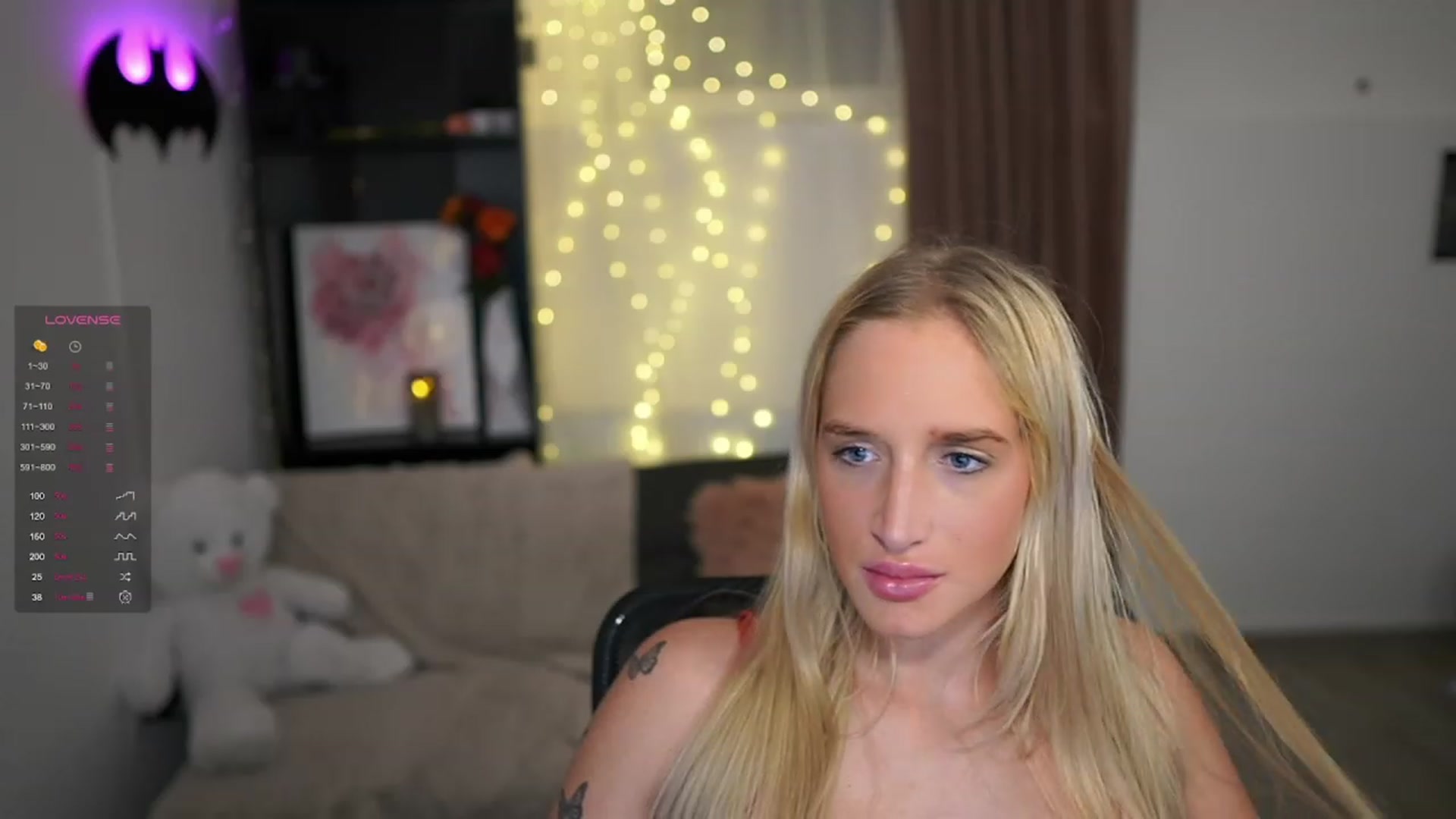 Gallery image thumbnail from NicoletteShea's myfreecams stream on, 01/19/2024, 19:51 image 16 of 20