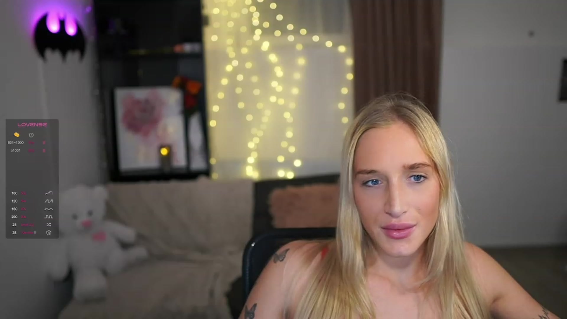 Gallery image thumbnail from NicoletteShea's myfreecams stream on, 01/19/2024, 22:14 image 17 of 20