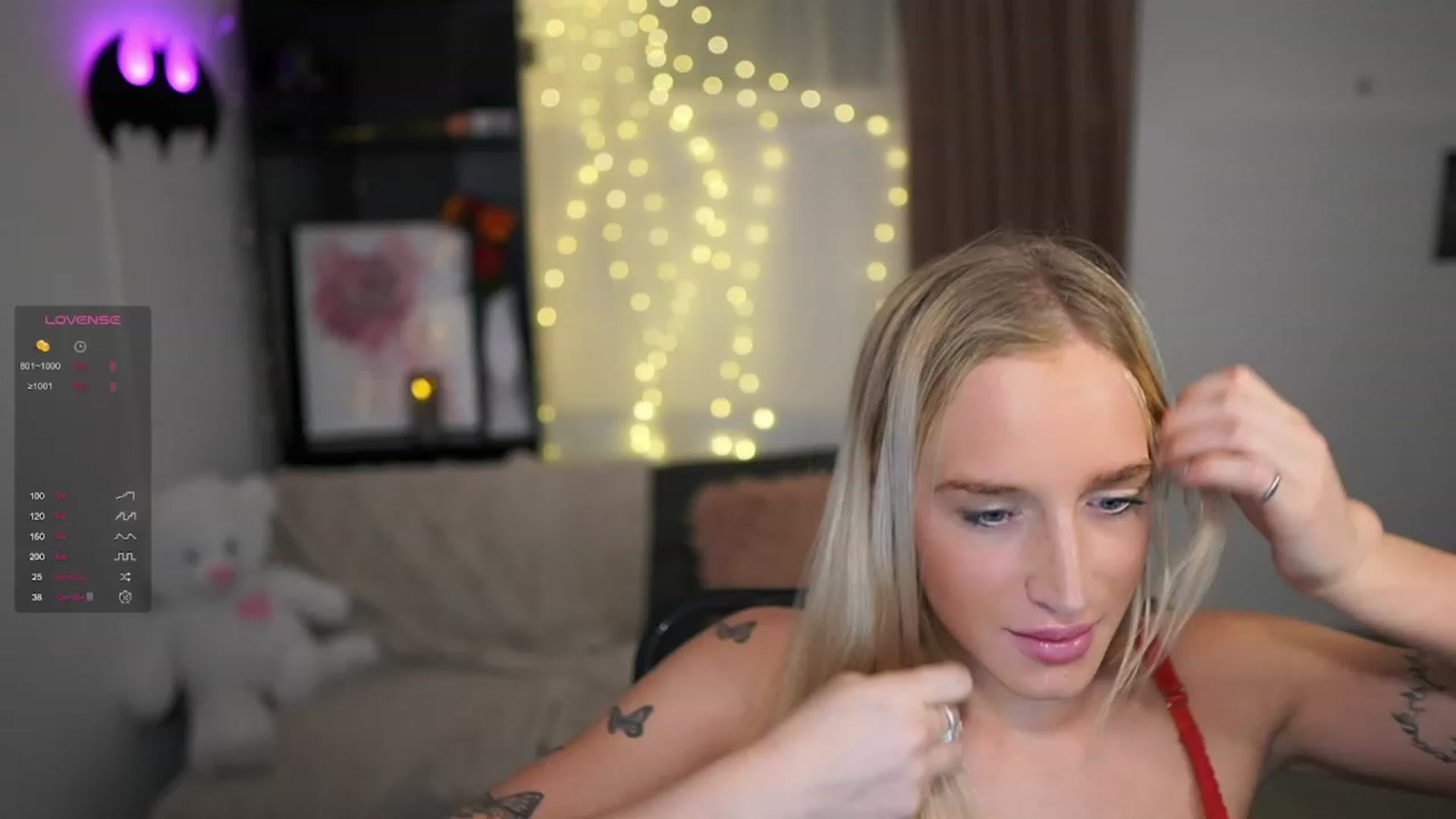 Gallery image thumbnail from NicoletteShea's myfreecams stream on, 01/19/2024, 22:14 image 10 of 20