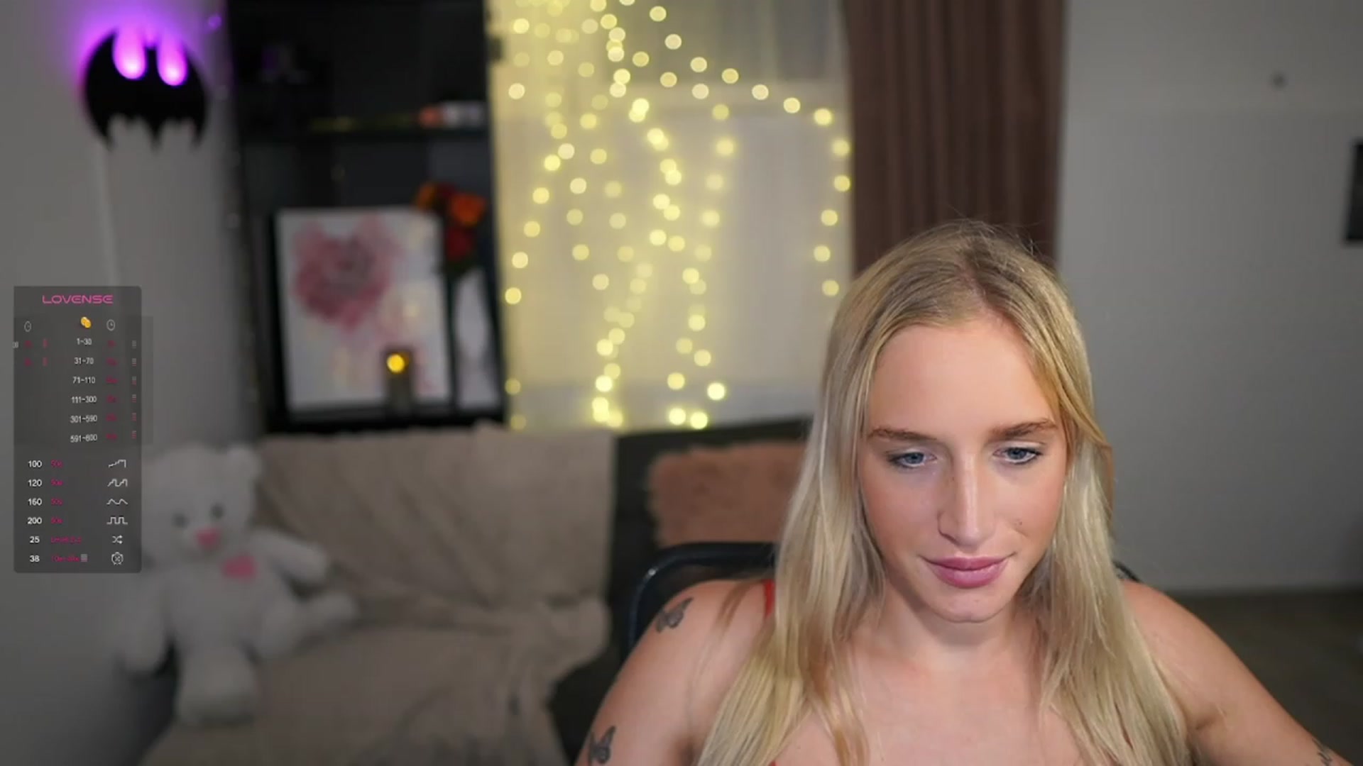 Gallery image thumbnail from NicoletteShea's myfreecams stream on, 01/20/2024, 24:10 image 10 of 20
