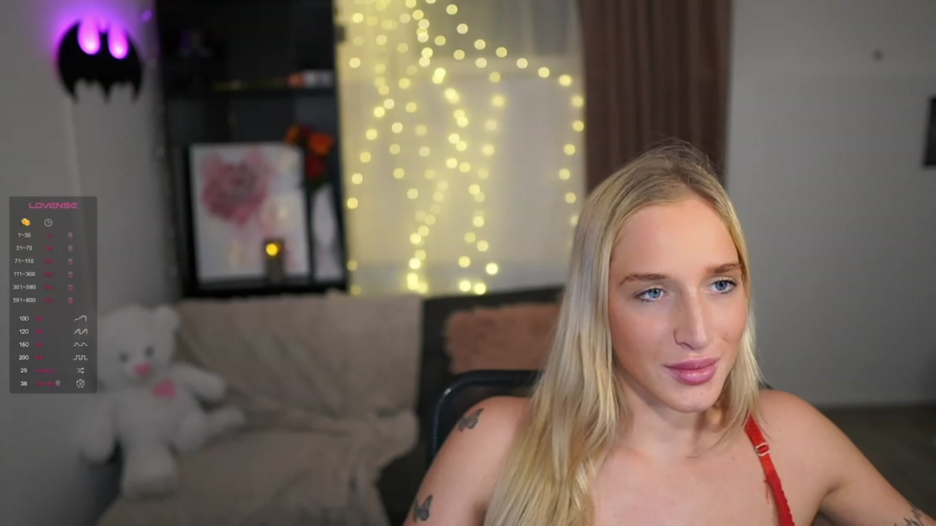 Gallery image thumbnail from NicoletteShea's myfreecams stream on, 01/20/2024, 24:10 image 5 of 20