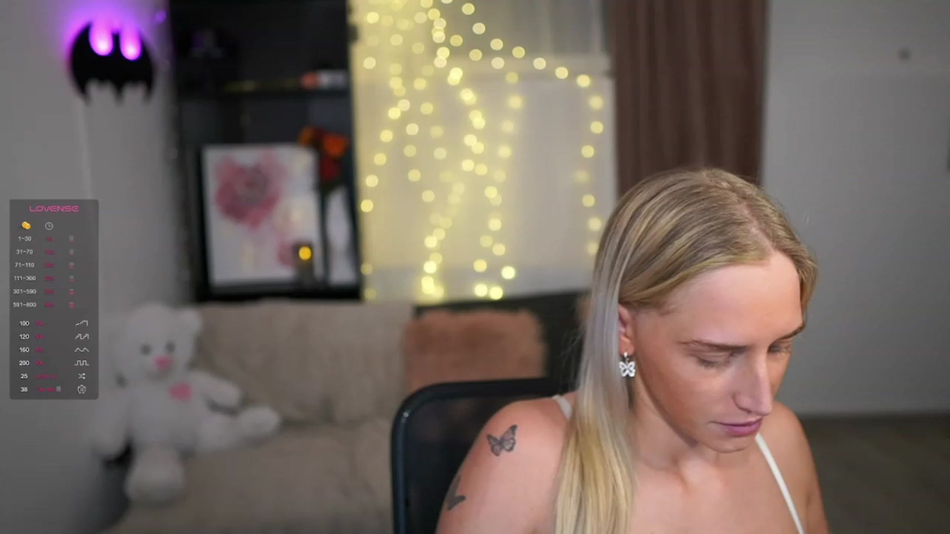 Gallery image thumbnail from NicoletteShea's myfreecams stream on, 01/21/2024, 20:45 image 18 of 20