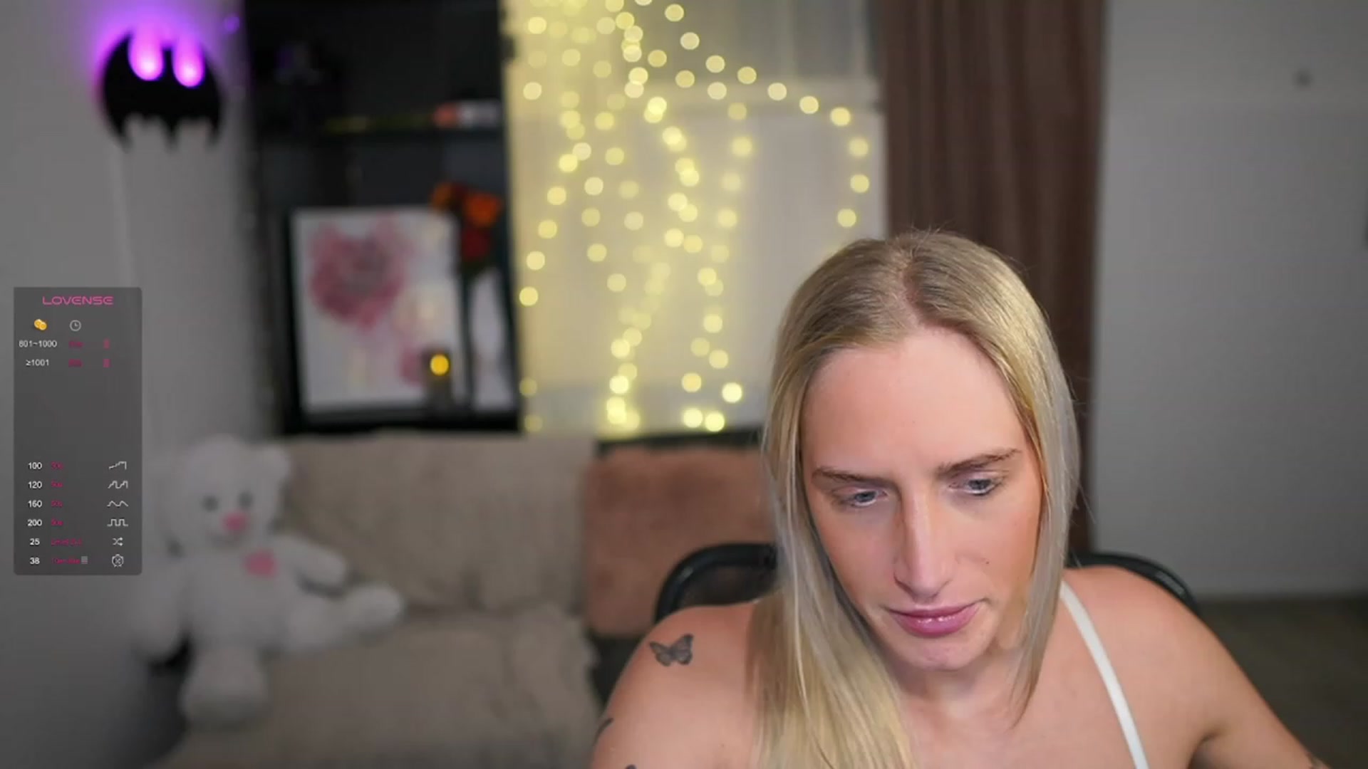 Gallery image thumbnail from NicoletteShea's myfreecams stream on, 01/21/2024, 20:45 image 13 of 20