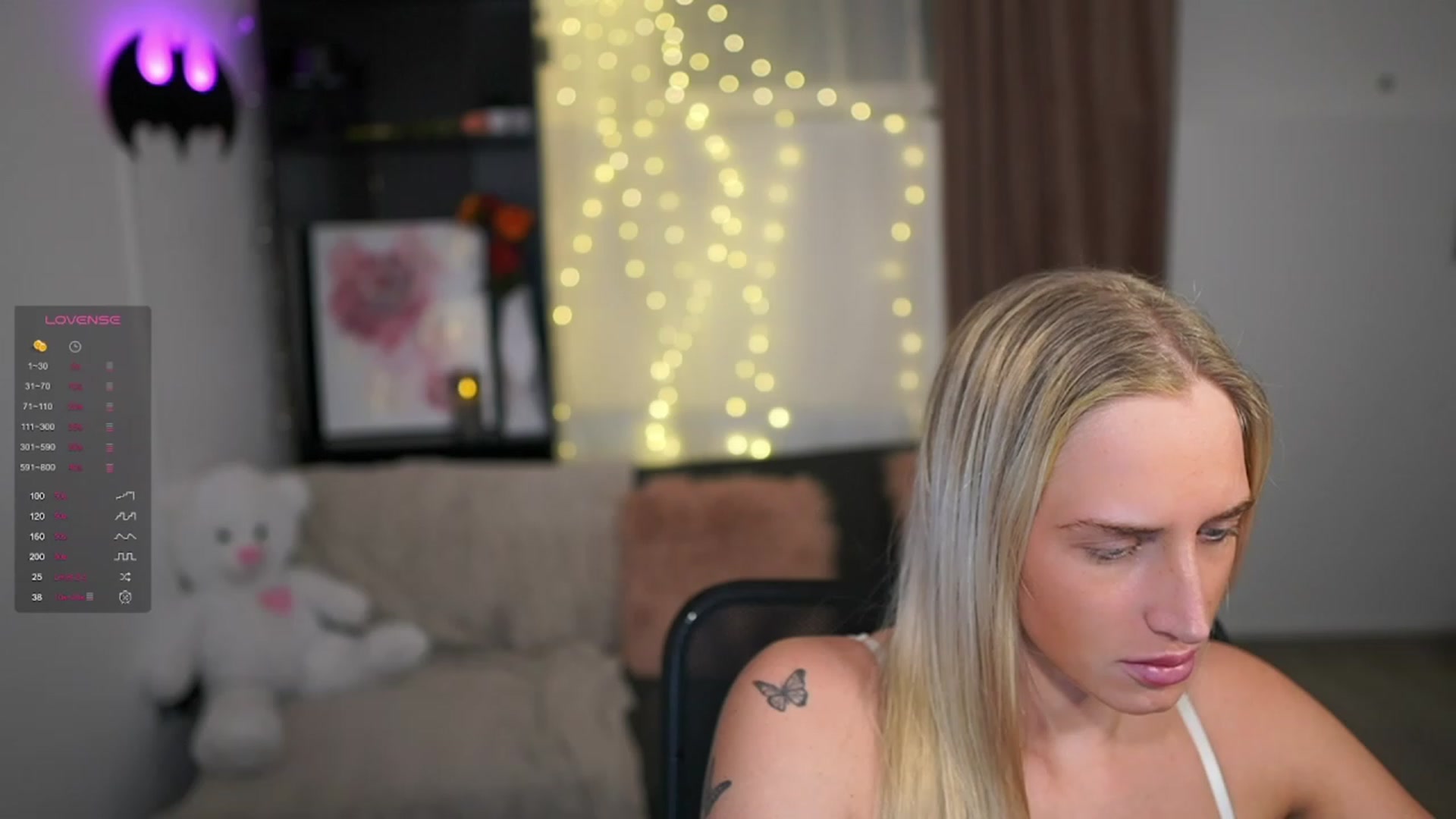 Gallery image thumbnail from NicoletteShea's myfreecams stream on, 01/21/2024, 20:45 image 16 of 20