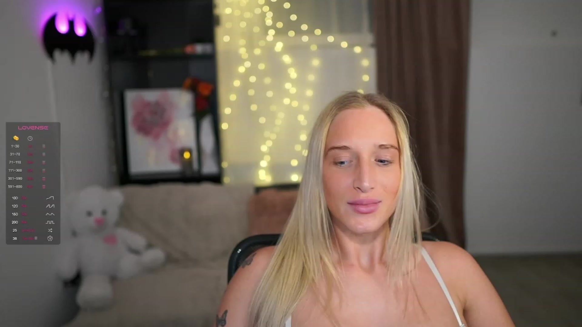 Gallery image thumbnail from NicoletteShea's myfreecams stream on, 01/21/2024, 21:50 image 17 of 20