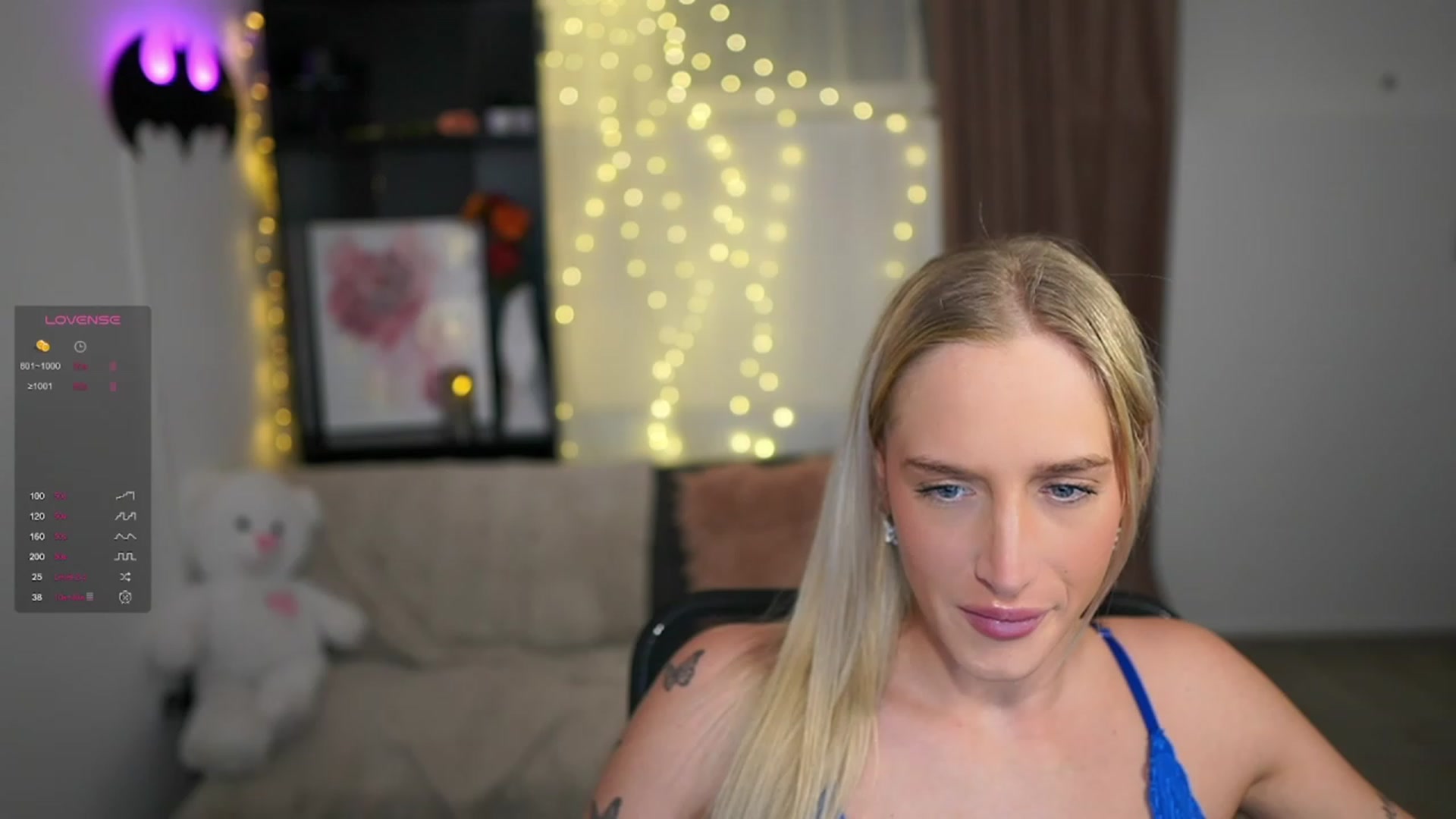 Gallery image thumbnail from NicoletteShea's myfreecams stream on, 01/22/2024, 14:40 image 17 of 20