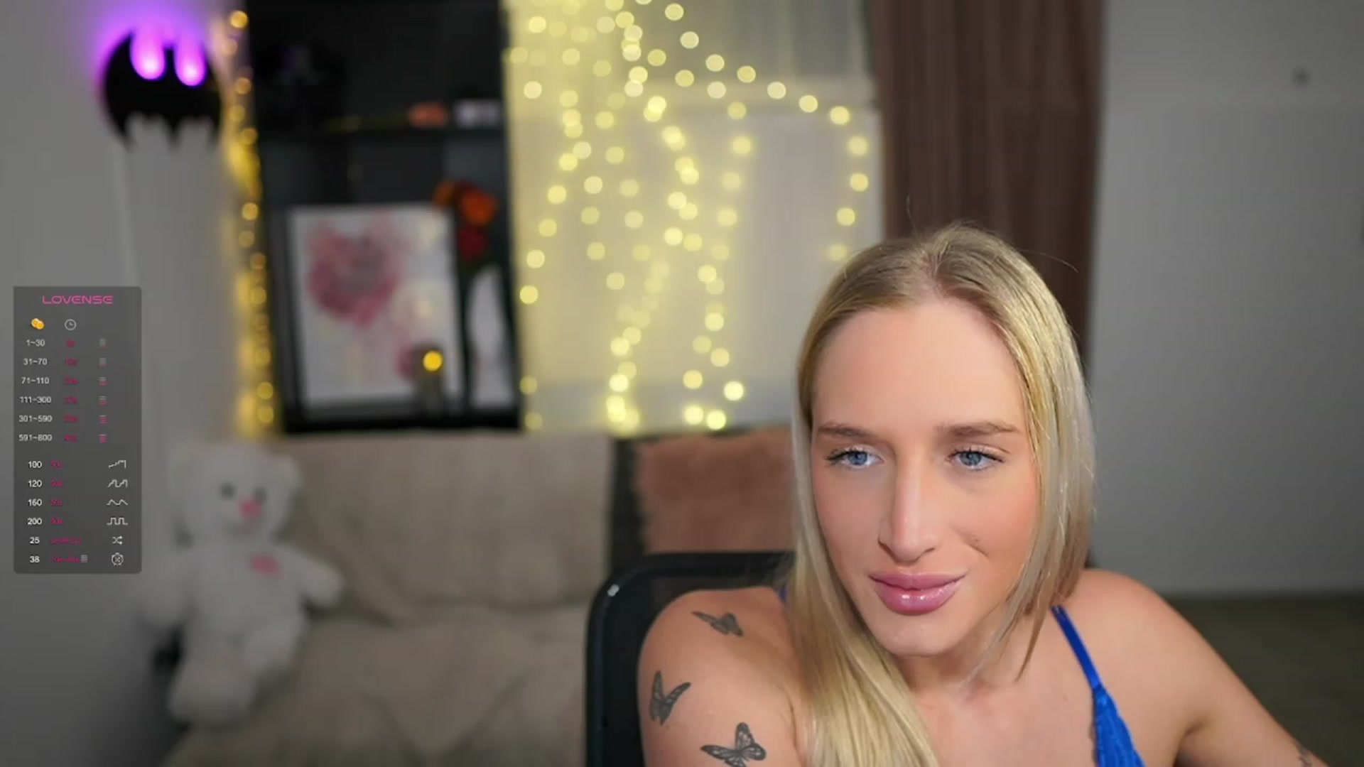 Gallery image thumbnail from NicoletteShea's myfreecams stream on, 01/22/2024, 14:40 image 16 of 20