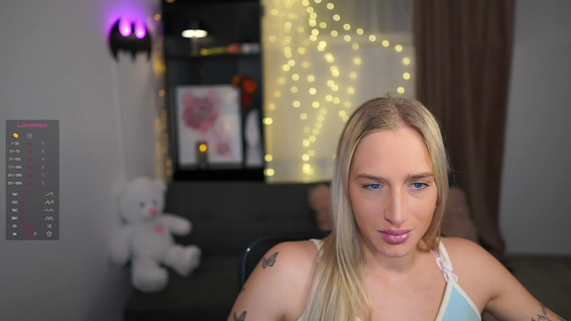 Gallery image thumbnail from NicoletteShea's myfreecams stream on, 01/24/2024, 10:27 image 2 of 20