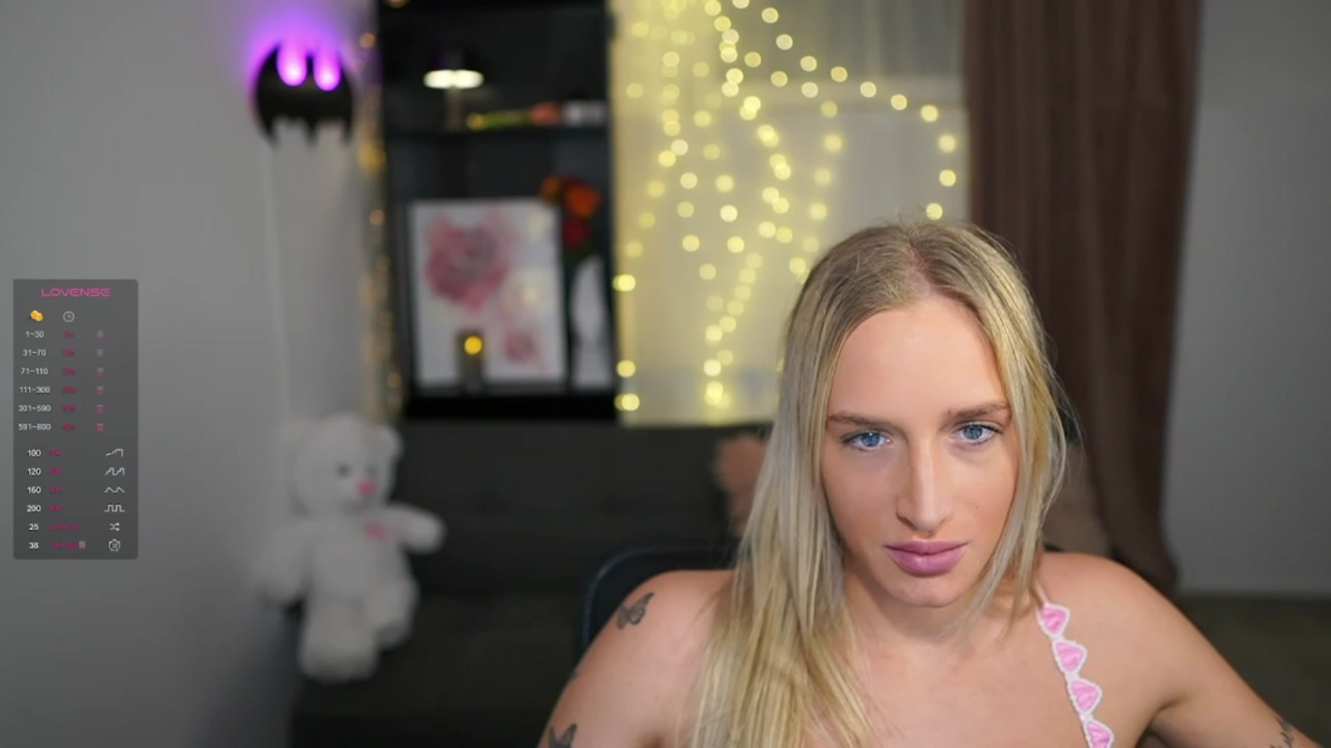 Gallery image thumbnail from NicoletteShea's myfreecams stream on, 01/24/2024, 12:09 image 19 of 20