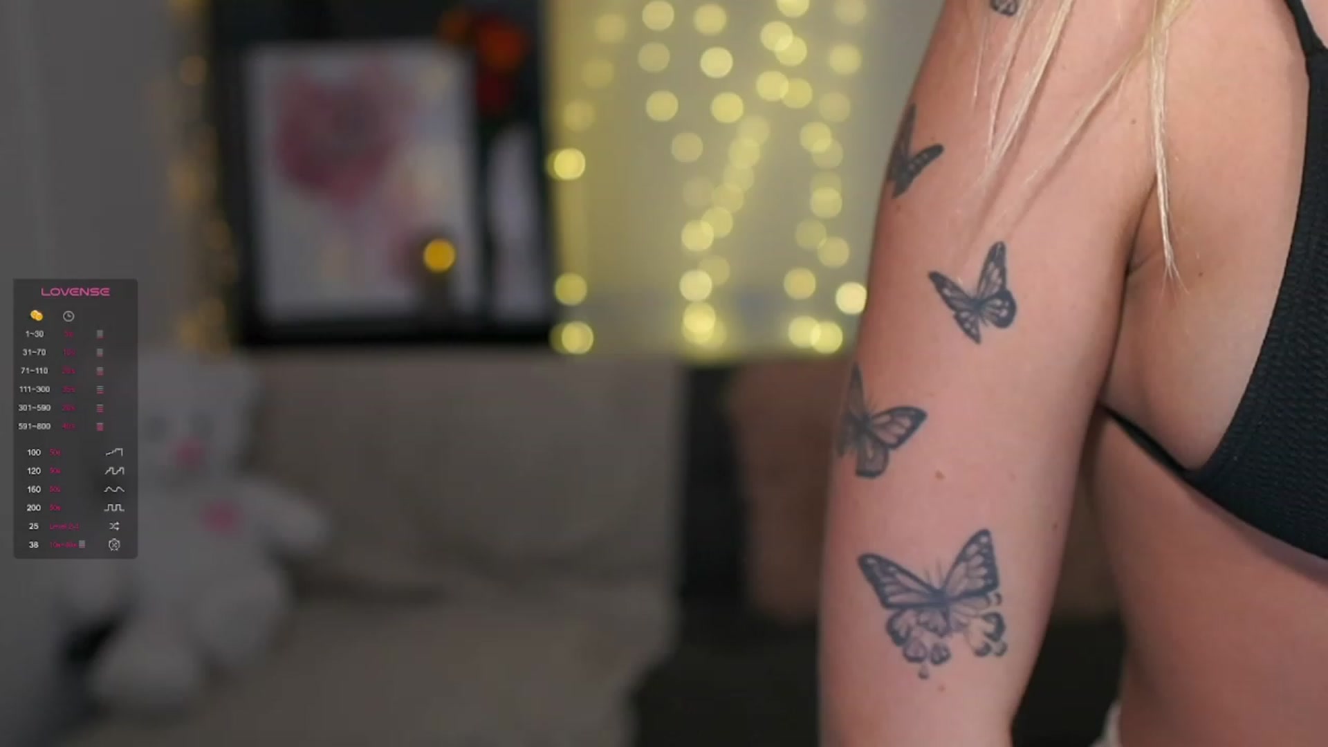 Gallery image thumbnail from NicoletteShea's myfreecams stream on, 01/25/2024, 16:36 image 15 of 20