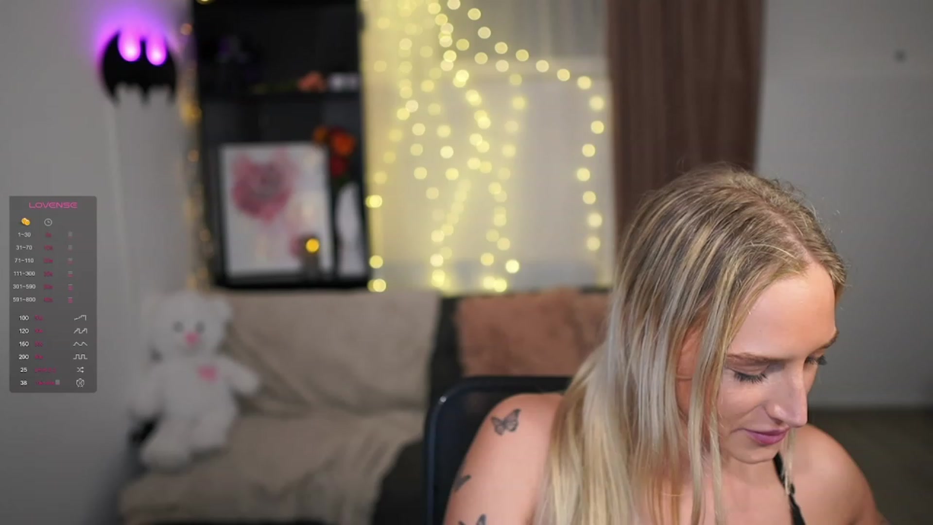 Gallery image thumbnail from NicoletteShea's myfreecams stream on, 01/25/2024, 20:50 image 11 of 20