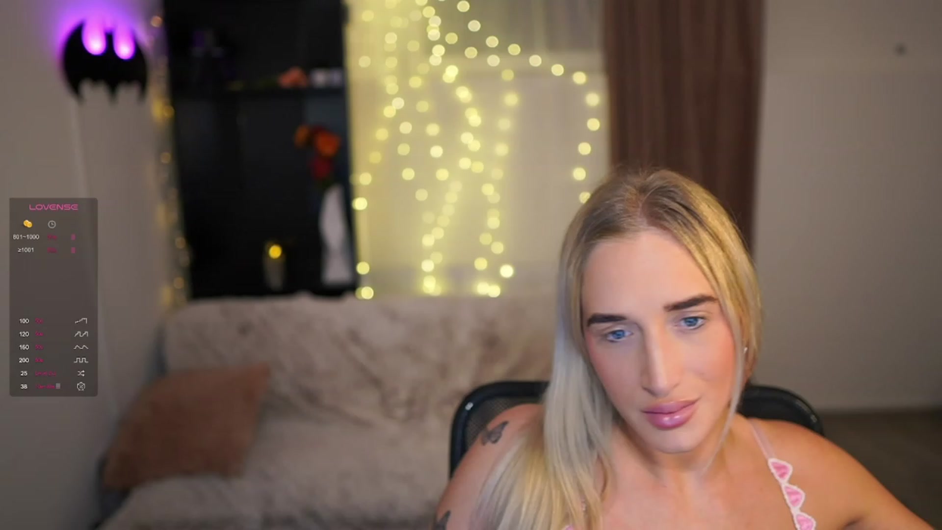 Gallery image thumbnail from NicoletteShea's myfreecams stream on, 01/28/2024, 21:45 image 9 of 20