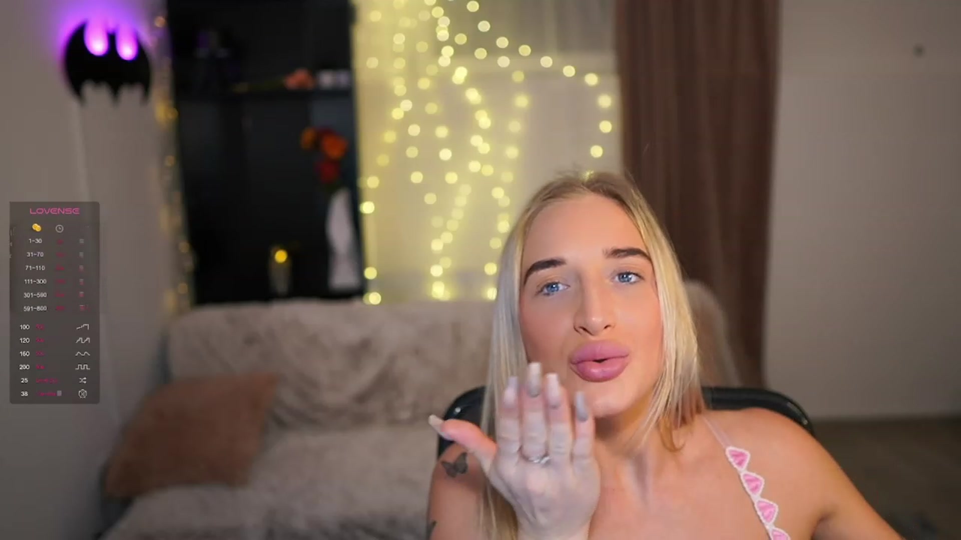 Gallery image thumbnail from NicoletteShea's myfreecams stream on, 01/28/2024, 21:45 image 20 of 20