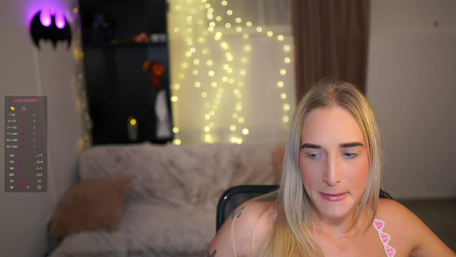 Gallery image thumbnail from NicoletteShea's myfreecams stream on, 01/28/2024, 21:45 image 10 of 20