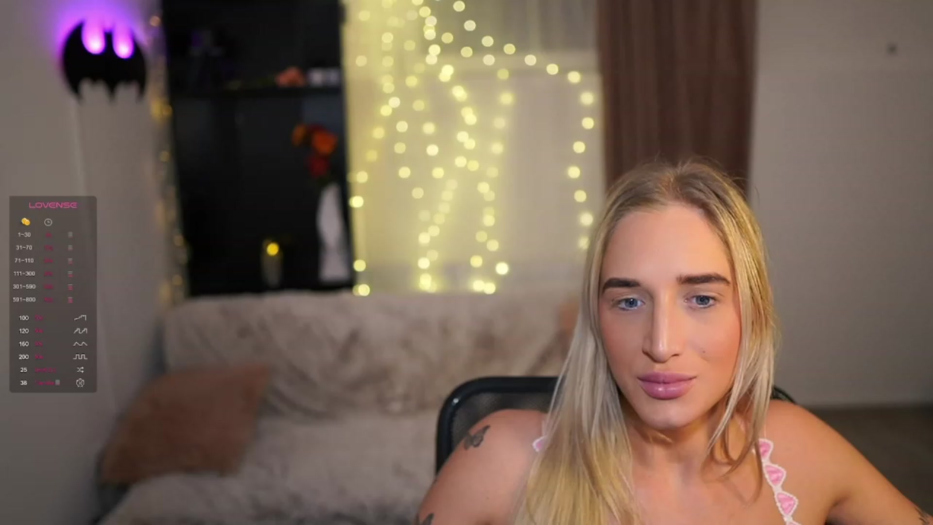 Gallery image thumbnail from NicoletteShea's myfreecams stream on, 01/29/2024, 24:02 image 2 of 20
