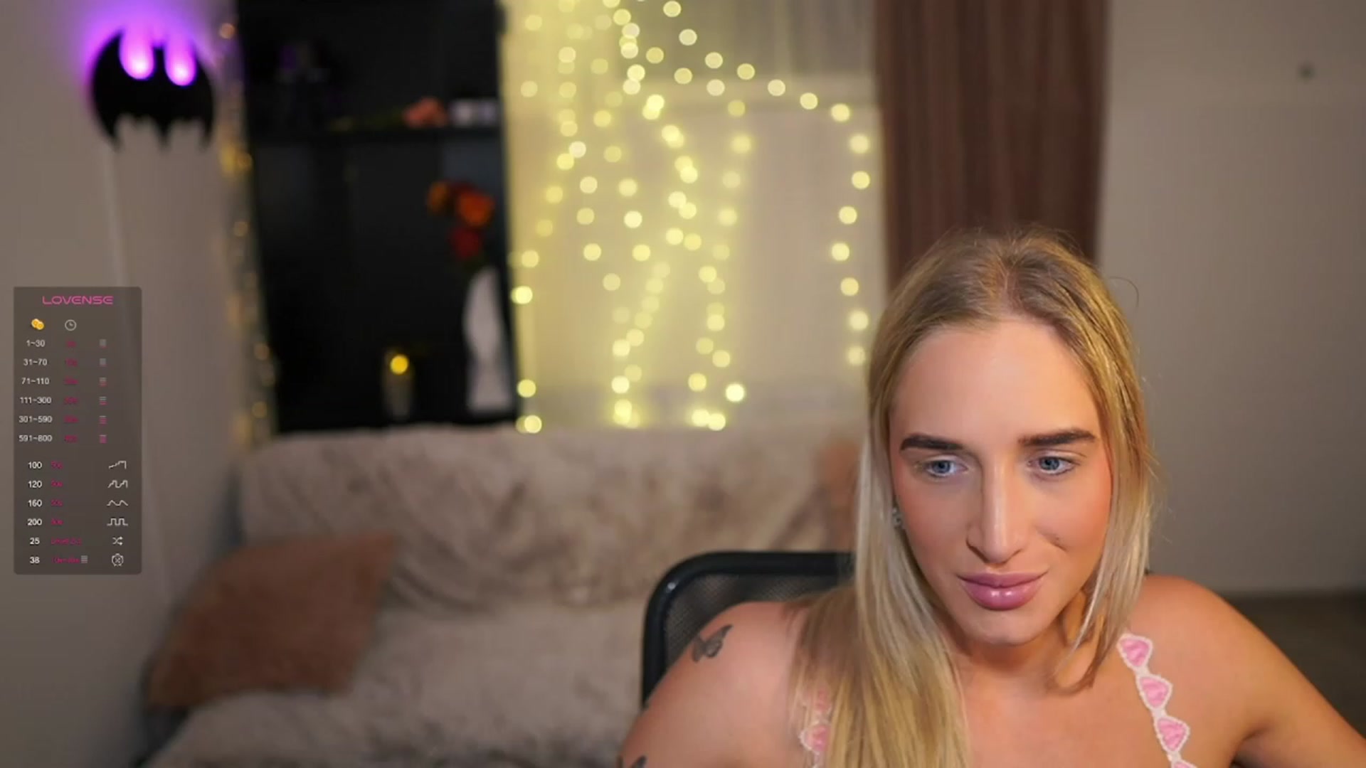 Gallery image thumbnail from NicoletteShea's myfreecams stream on, 01/29/2024, 24:02 image 1 of 20