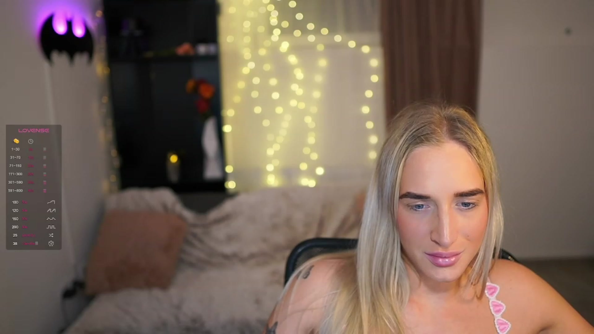 Gallery image thumbnail from NicoletteShea's myfreecams stream on, 01/29/2024, 24:02 image 20 of 20