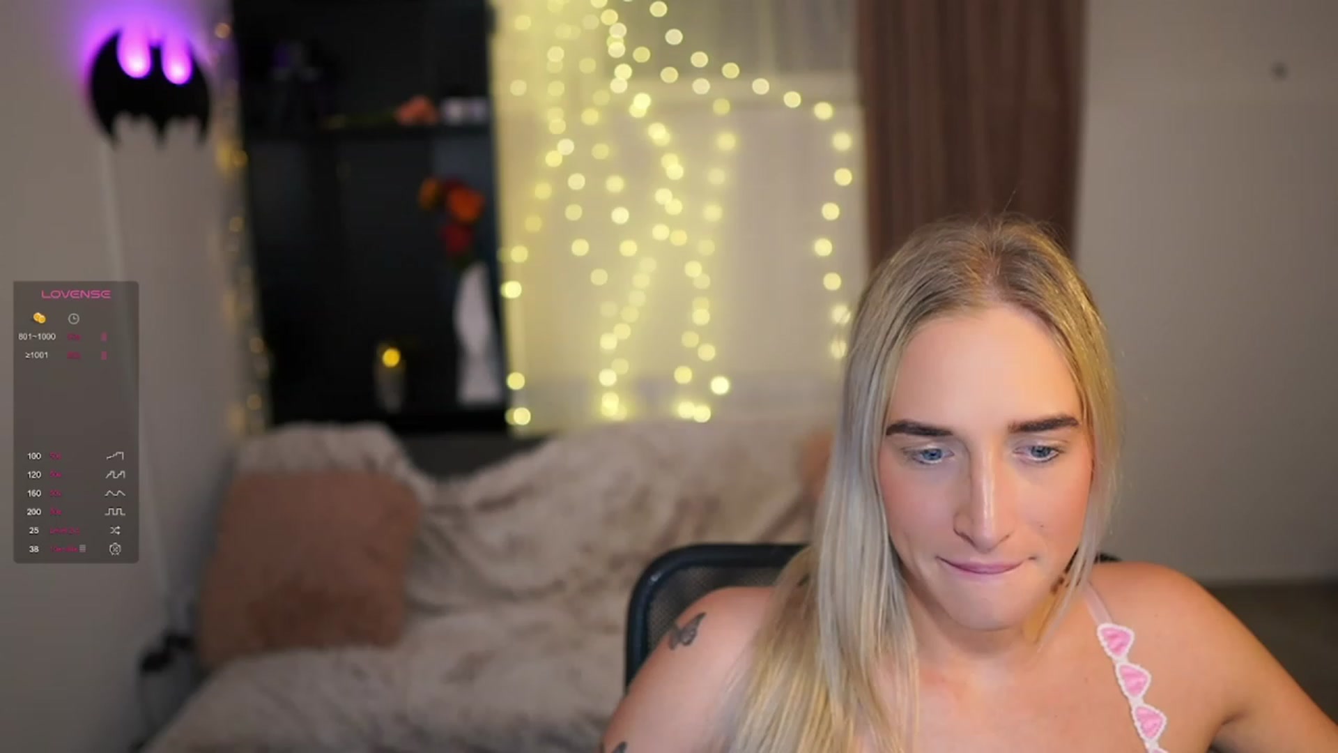 Gallery image thumbnail from NicoletteShea's myfreecams stream on, 01/29/2024, 24:02 image 7 of 20