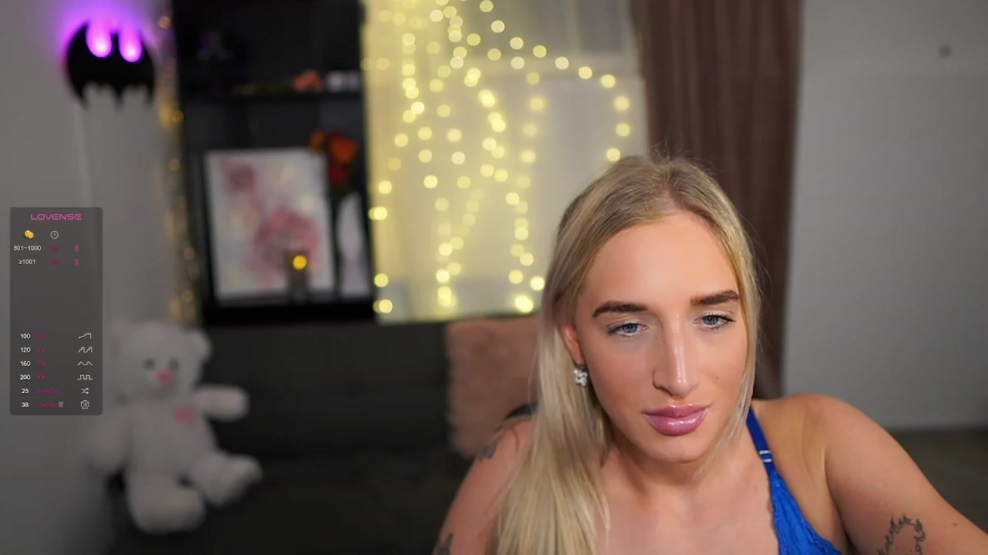 Gallery image thumbnail from NicoletteShea's myfreecams stream on, 01/29/2024, 14:54 image 2 of 20