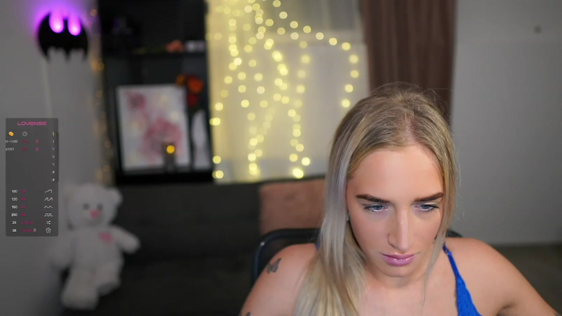 Gallery image thumbnail from NicoletteShea's myfreecams stream on, 01/29/2024, 17:08 image 15 of 20