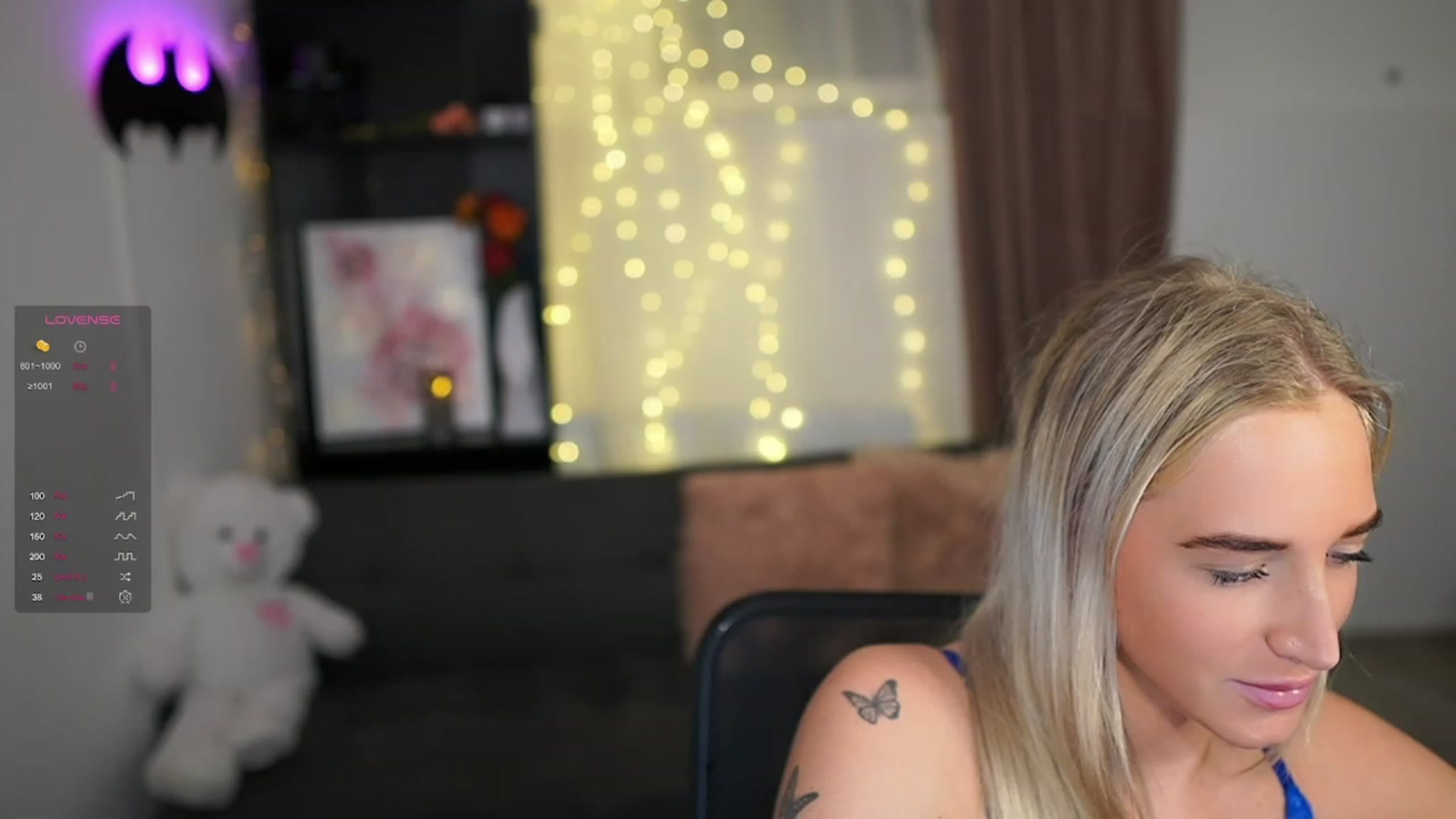 Gallery image thumbnail from NicoletteShea's myfreecams stream on, 01/29/2024, 19:12 image 10 of 20