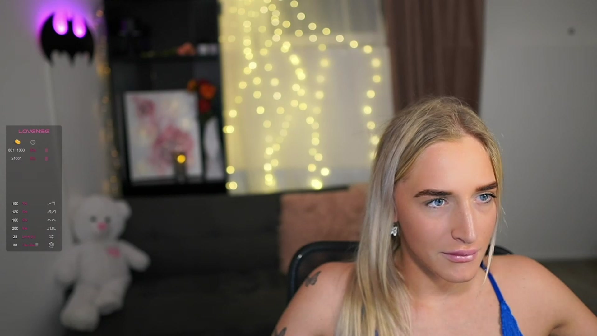 Gallery image thumbnail from NicoletteShea's myfreecams stream on, 01/29/2024, 19:12 image 16 of 20