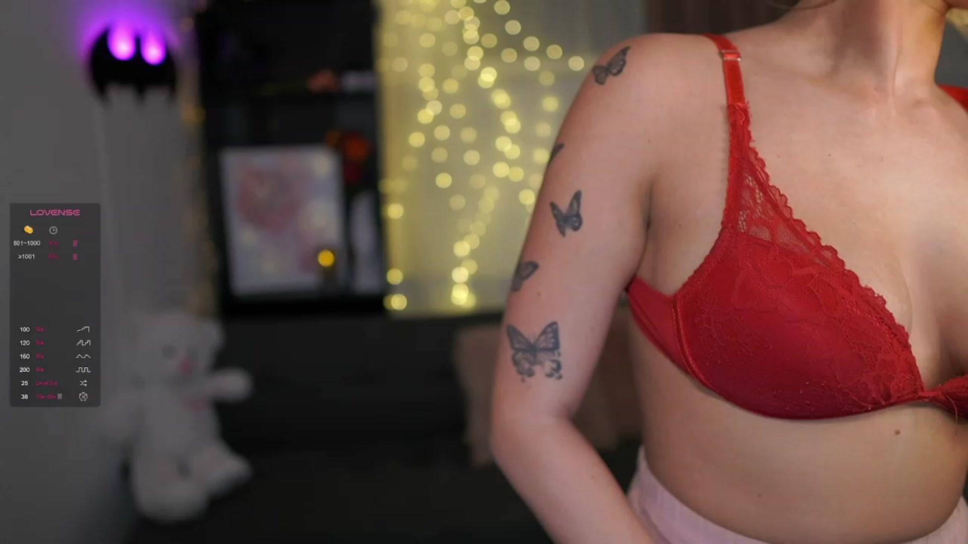 Gallery image thumbnail from NicoletteShea's myfreecams stream on, 01/31/2024, 09:43 image 18 of 20