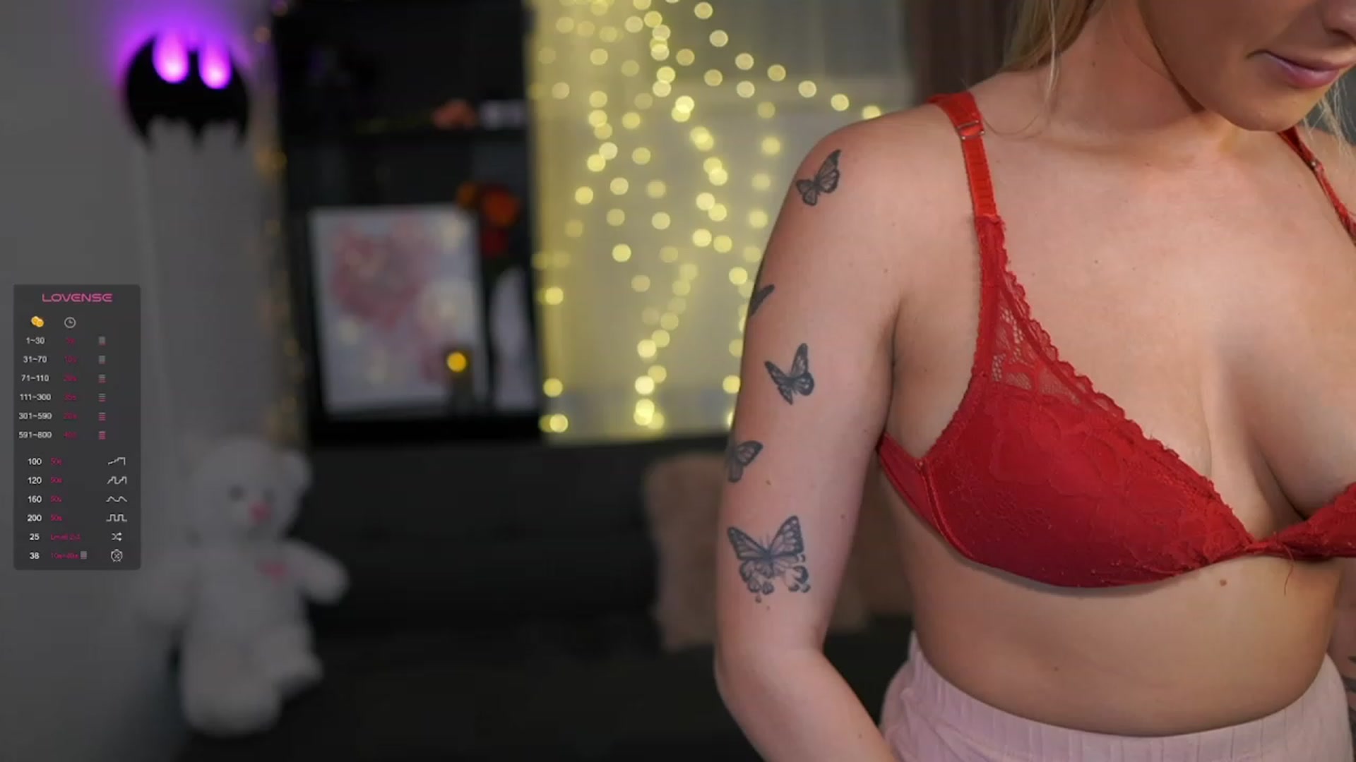 Gallery image thumbnail from NicoletteShea's myfreecams stream on, 01/31/2024, 10:24 image 16 of 20