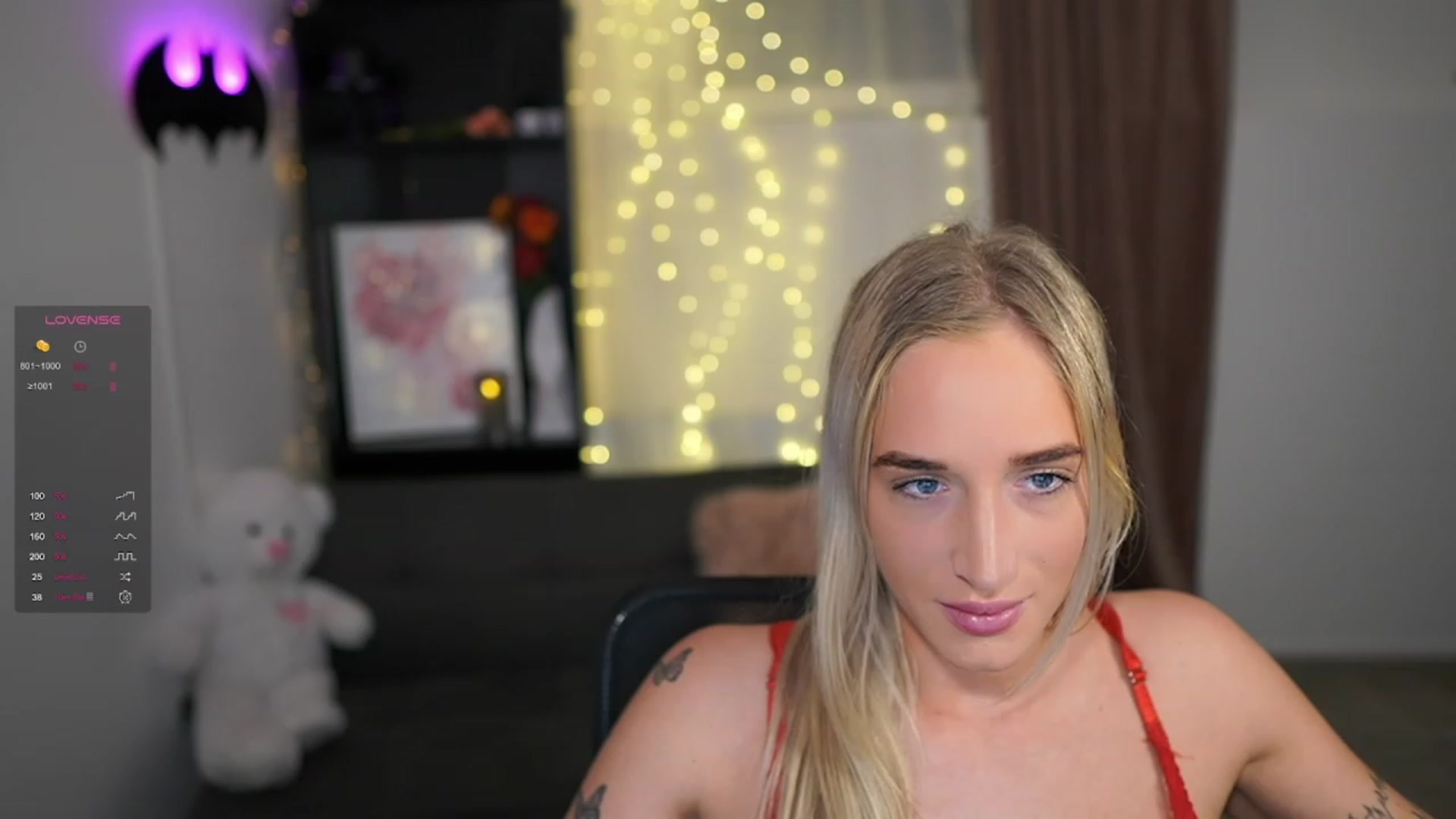 Gallery image thumbnail from NicoletteShea's myfreecams stream on, 01/31/2024, 10:24 image 6 of 20