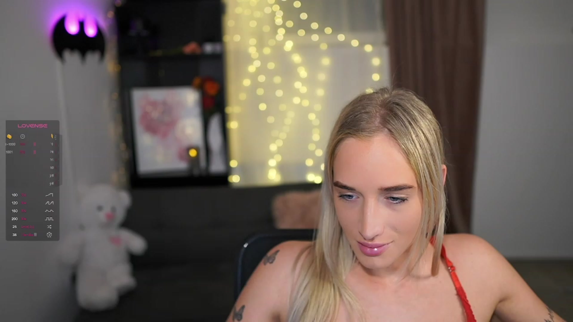 Gallery image thumbnail from NicoletteShea's myfreecams stream on, 01/31/2024, 10:24 image 1 of 20