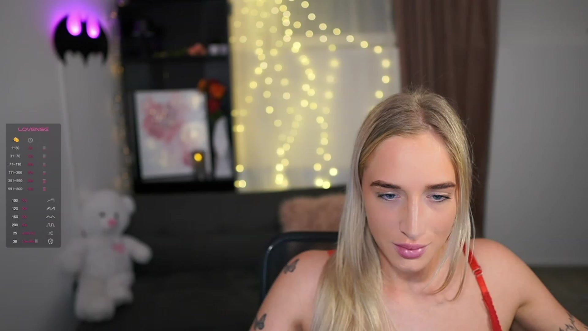 Gallery image thumbnail from NicoletteShea's myfreecams stream on, 01/31/2024, 12:24 image 3 of 20