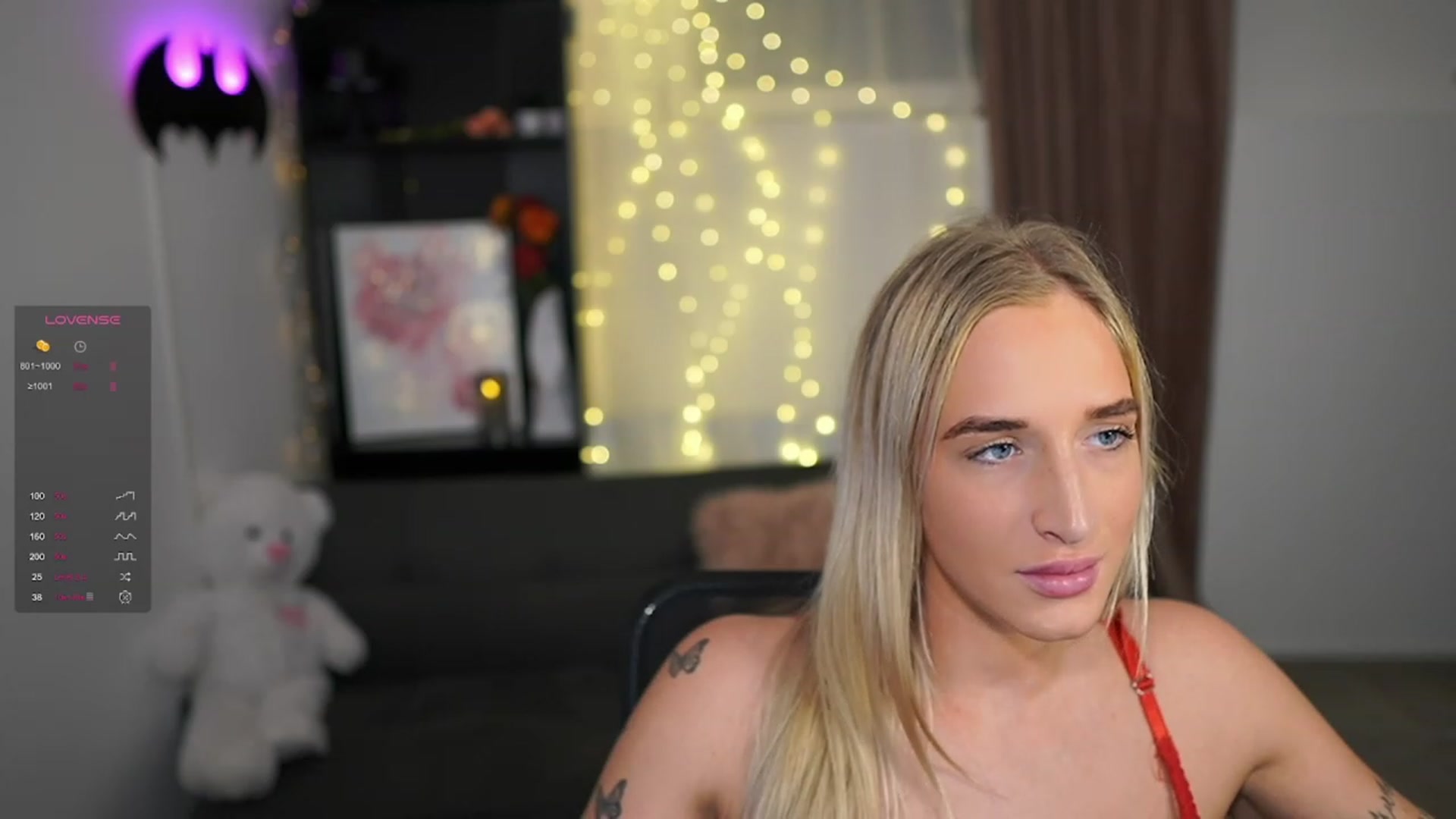 Gallery image thumbnail from NicoletteShea's myfreecams stream on, 01/31/2024, 12:24 image 16 of 20