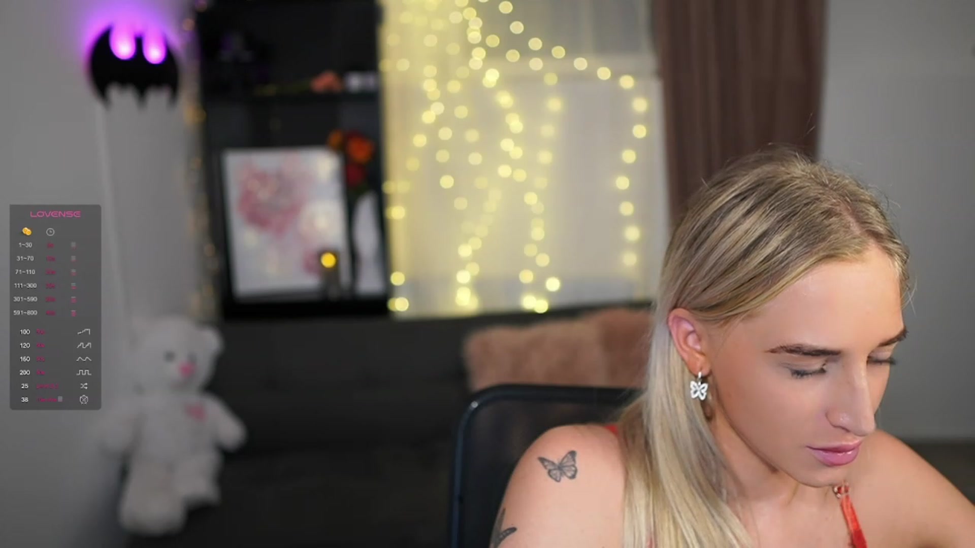 Gallery image thumbnail from NicoletteShea's myfreecams stream on, 01/31/2024, 12:24 image 17 of 20