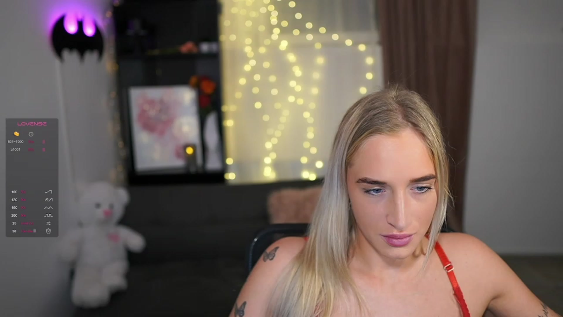 Gallery image thumbnail from NicoletteShea's myfreecams stream on, 01/31/2024, 12:24 image 7 of 20