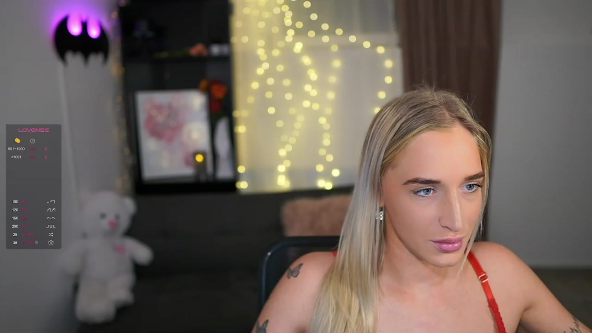 Gallery image thumbnail from NicoletteShea's myfreecams stream on, 01/31/2024, 12:24 image 2 of 20