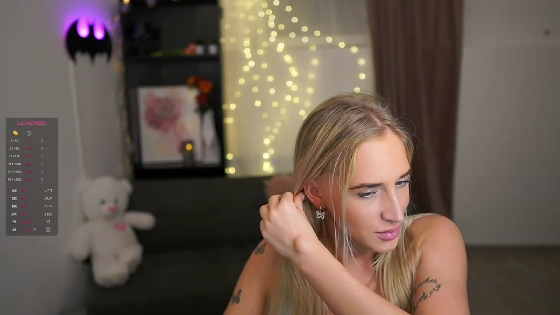 Gallery image thumbnail from NicoletteShea's myfreecams stream on, 02/01/2024, 17:59 image 6 of 20