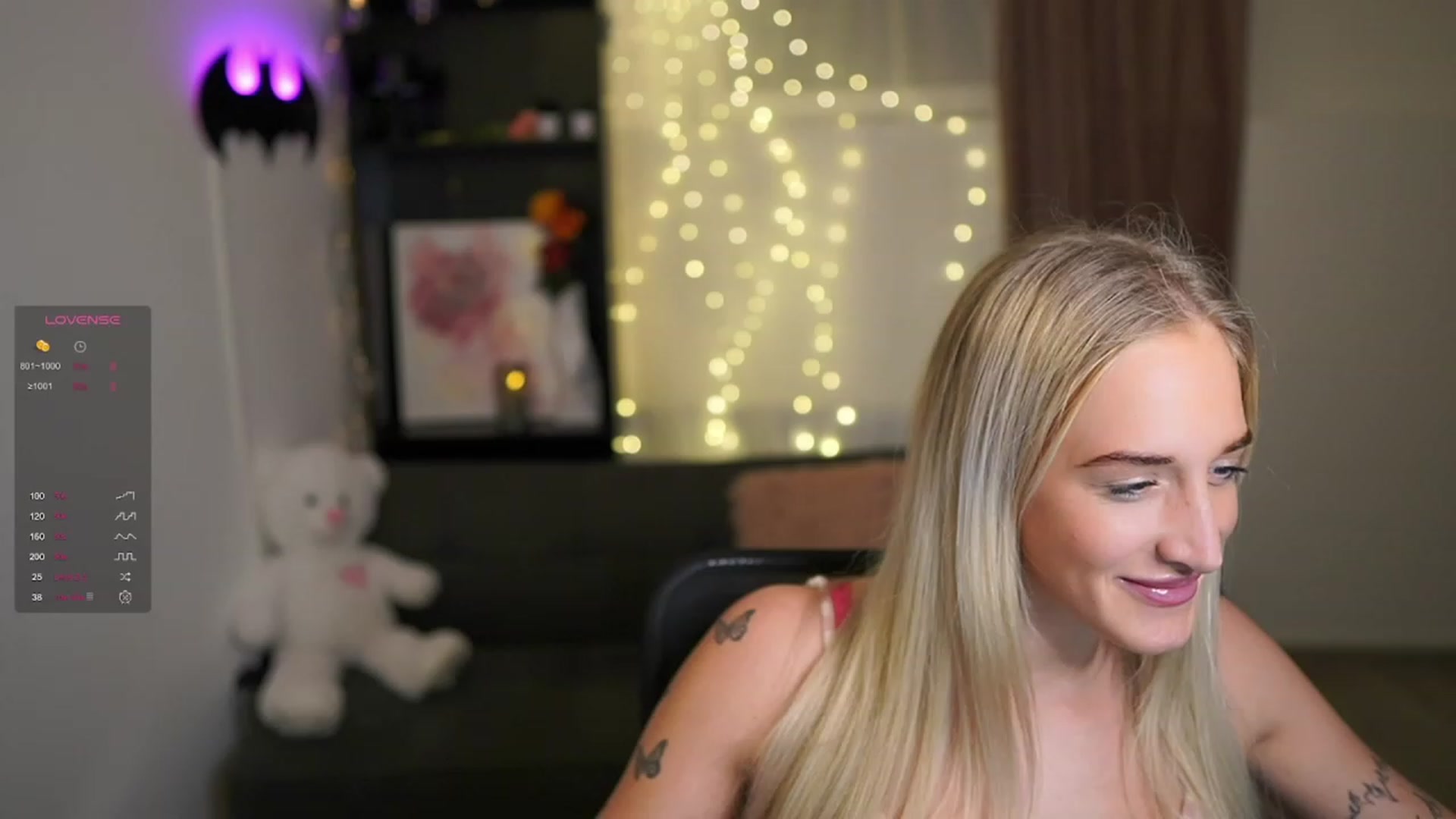 Gallery image thumbnail from NicoletteShea's myfreecams stream on, 02/04/2024, 19:35 image 8 of 20