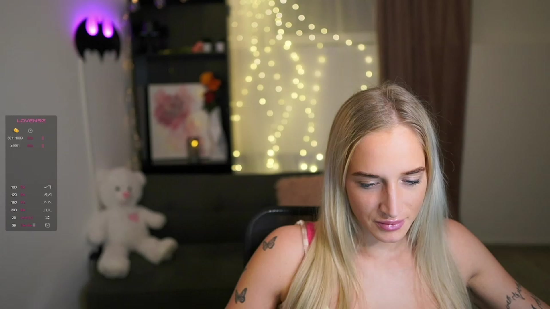 Gallery image thumbnail from NicoletteShea's myfreecams stream on, 02/04/2024, 19:35 image 11 of 20