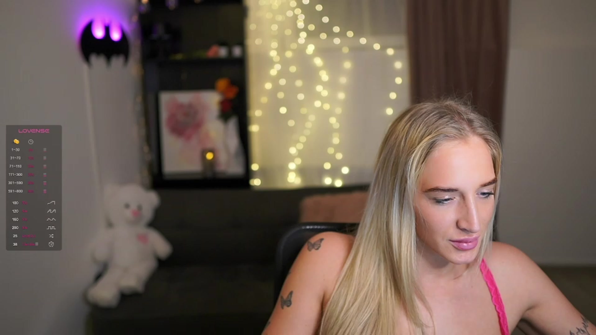 Gallery image thumbnail from NicoletteShea's myfreecams stream on, 02/05/2024, 24:02 image 5 of 20