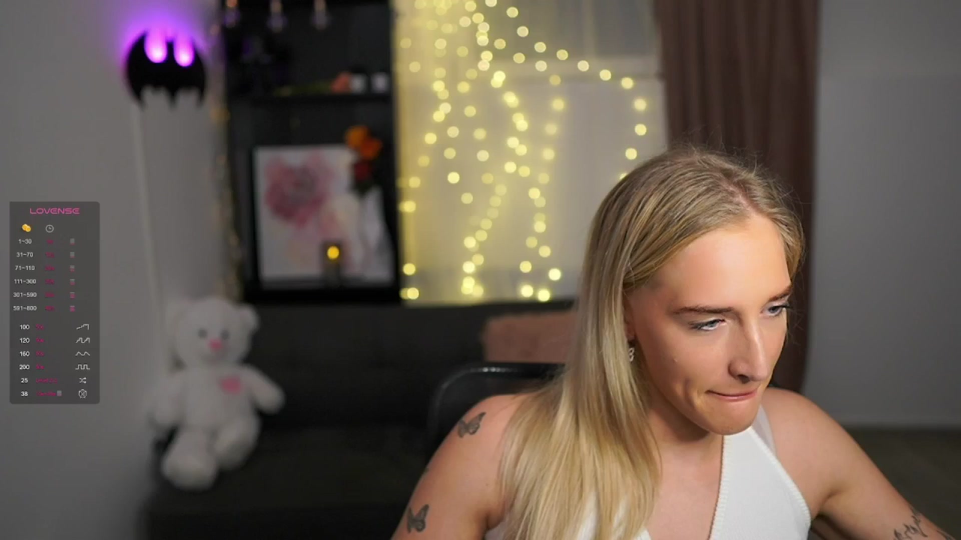 Gallery image thumbnail from NicoletteShea's myfreecams stream on, 02/05/2024, 14:43 image 20 of 20