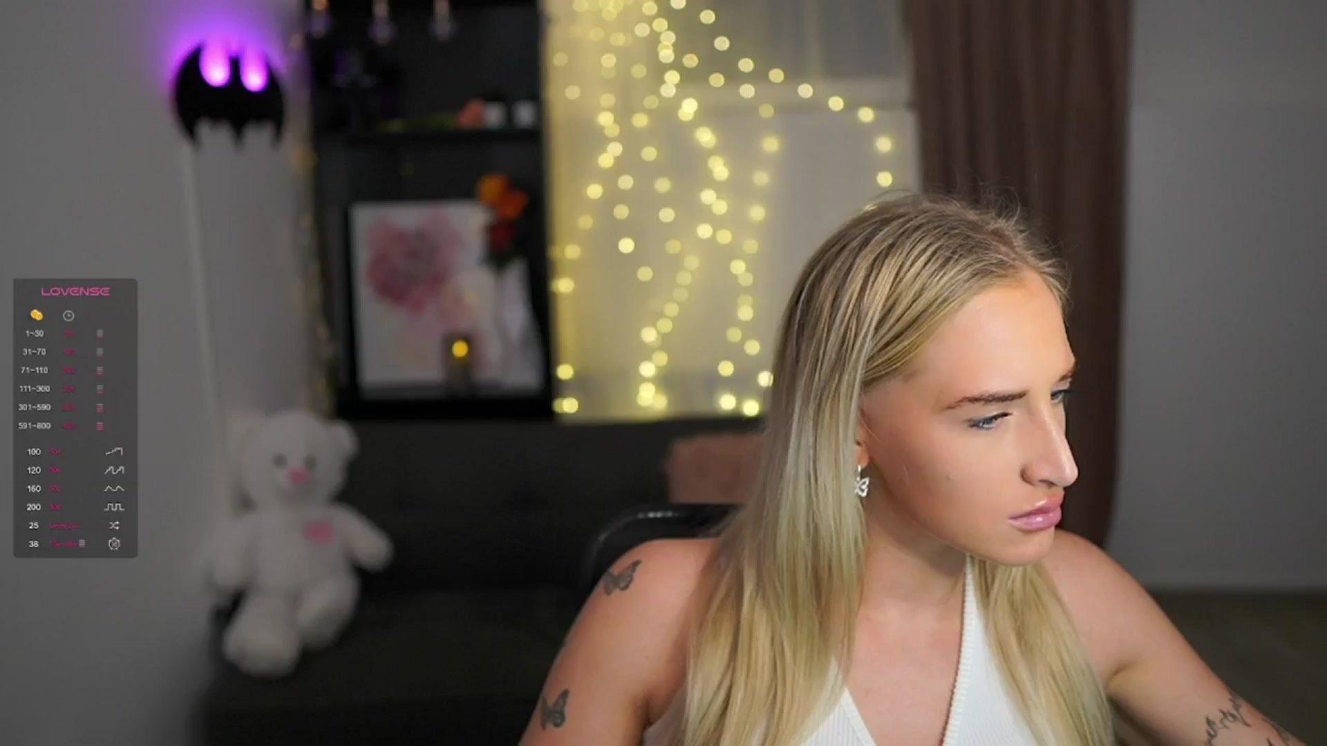 Gallery image thumbnail from NicoletteShea's myfreecams stream on, 02/05/2024, 14:43 image 17 of 20