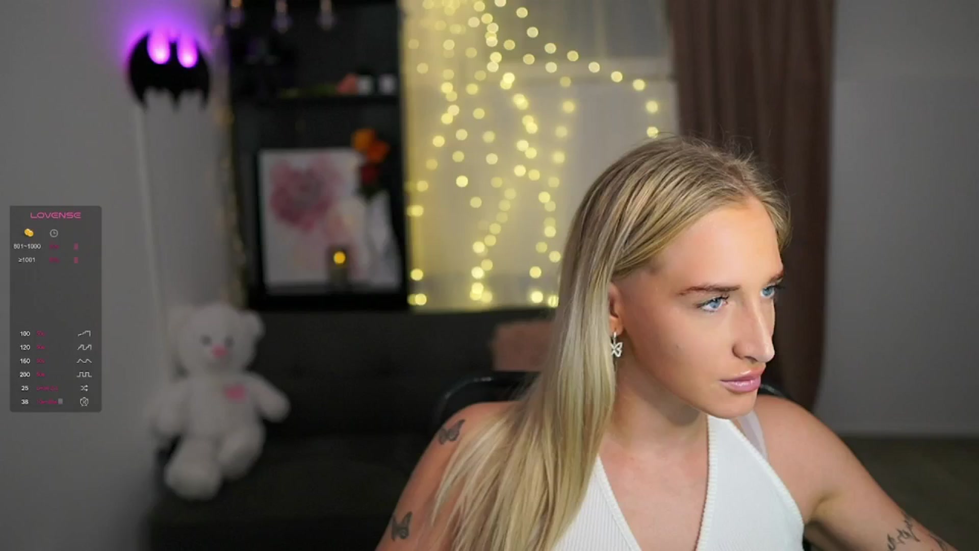 Gallery image thumbnail from NicoletteShea's myfreecams stream on, 02/05/2024, 14:43 image 19 of 20