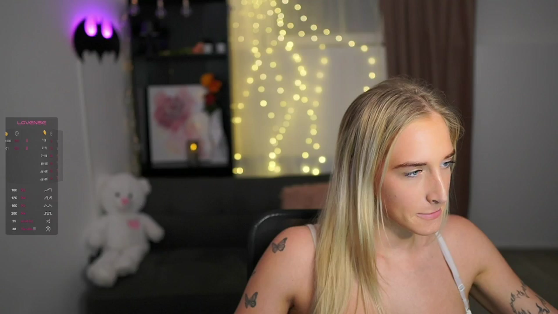 Gallery image thumbnail from NicoletteShea's myfreecams stream on, 02/05/2024, 18:18 image 2 of 20