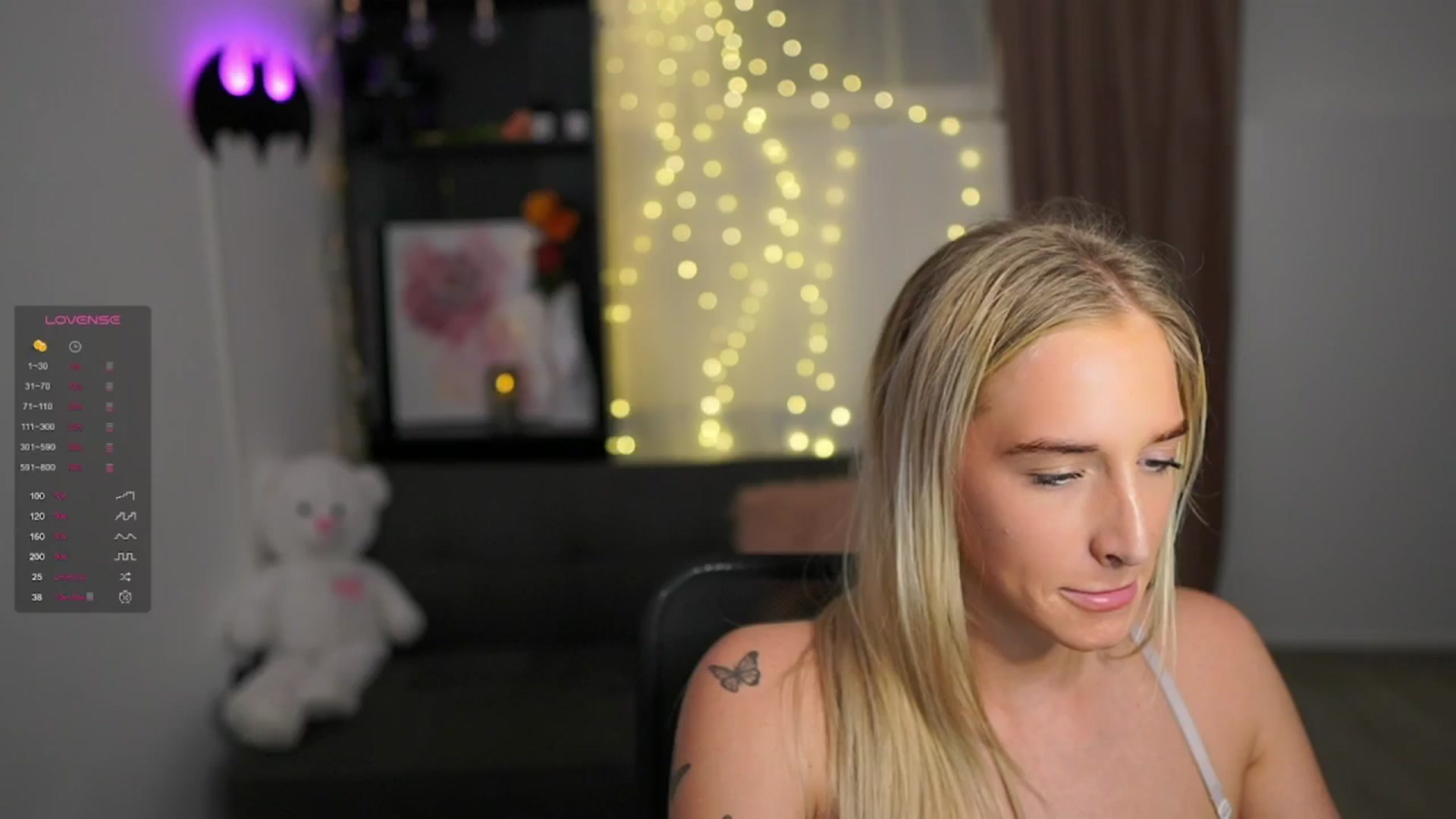 Gallery image thumbnail from NicoletteShea's myfreecams stream on, 02/05/2024, 18:18 image 20 of 20