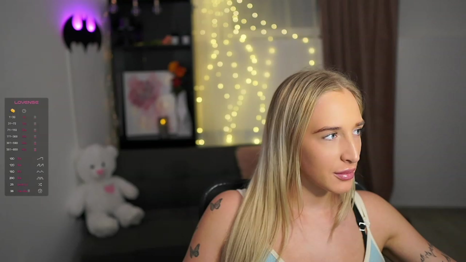 Gallery image thumbnail from NicoletteShea's myfreecams stream on, 02/07/2024, 14:34 image 2 of 20