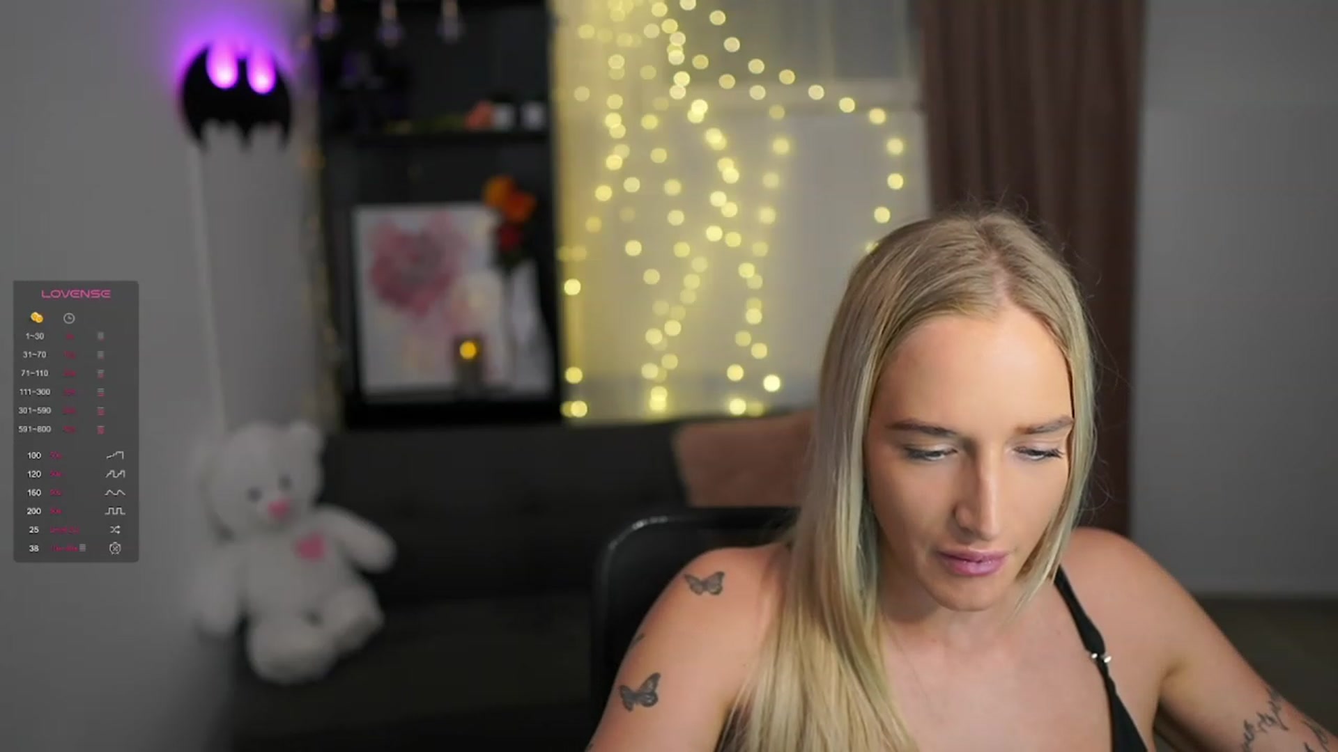 Gallery image thumbnail from NicoletteShea's myfreecams stream on, 02/07/2024, 14:34 image 19 of 20
