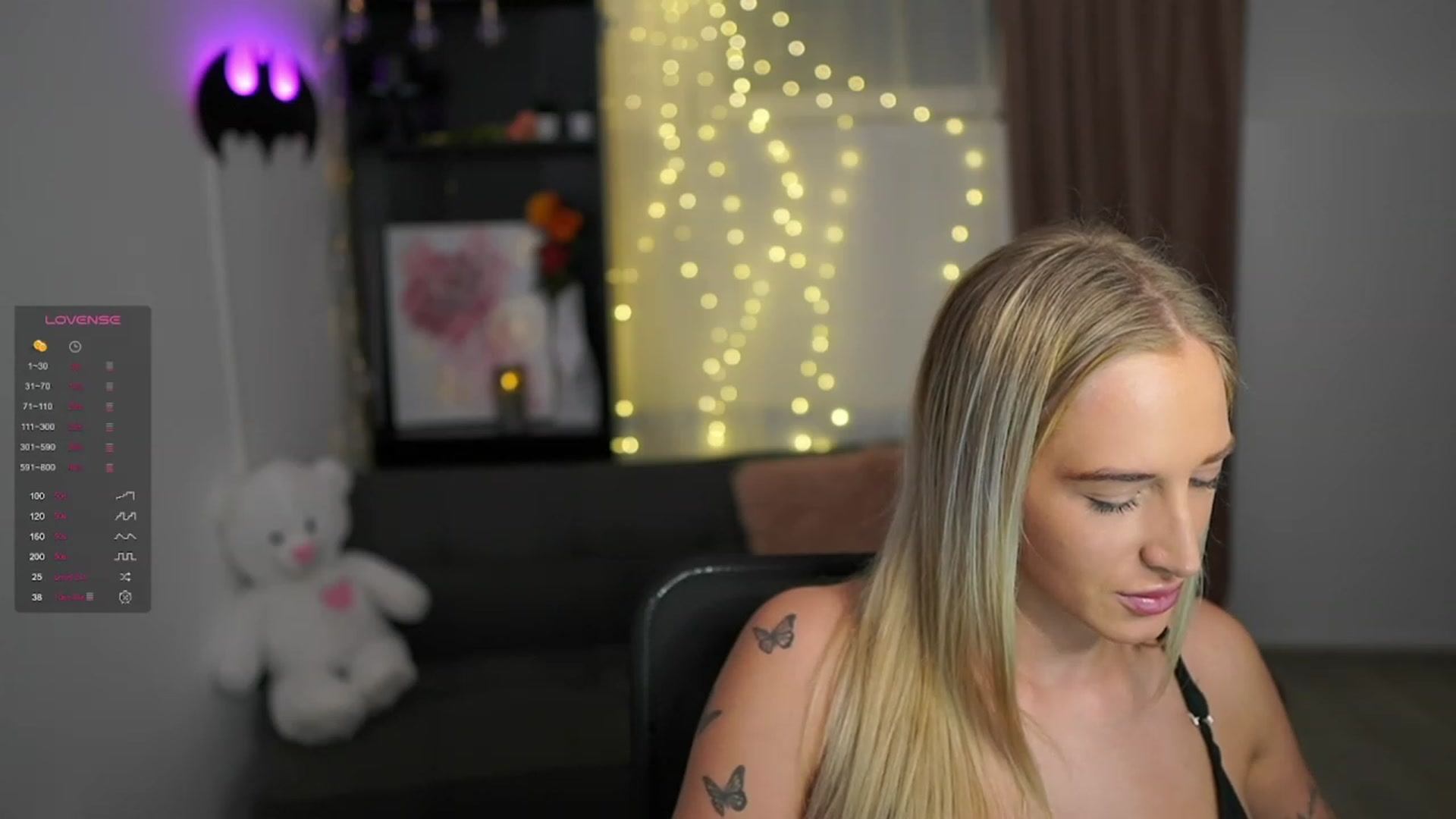 Gallery image thumbnail from NicoletteShea's myfreecams stream on, 02/07/2024, 14:34 image 16 of 20